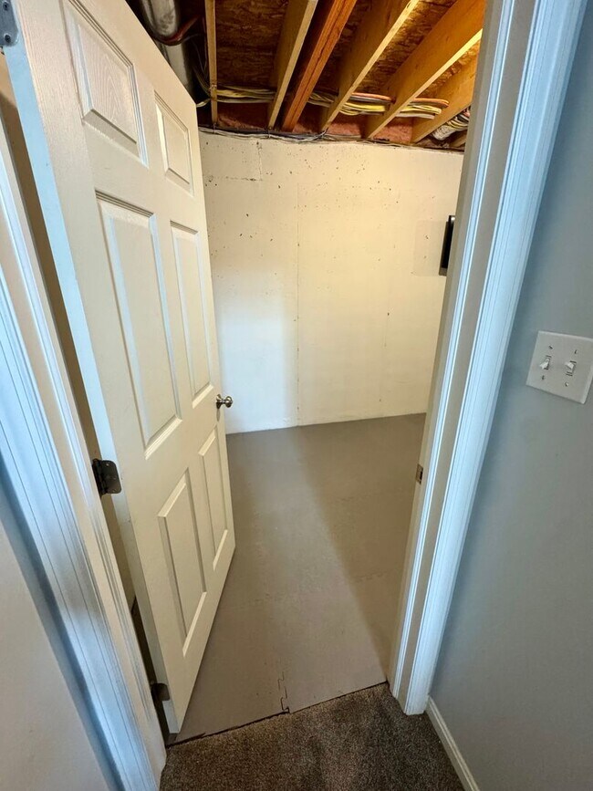 Building Photo - 307 Marshall Heights Dr