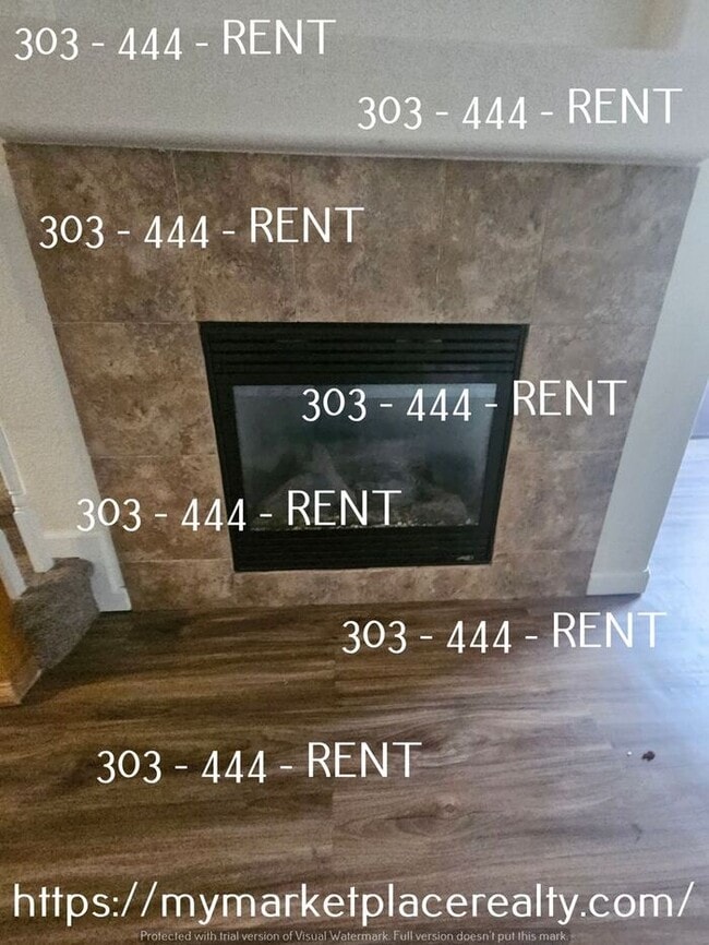 Building Photo - Make this your new home in time for the ho...