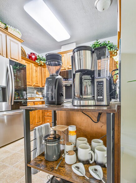 Building Photo - 111 Havenwood Way