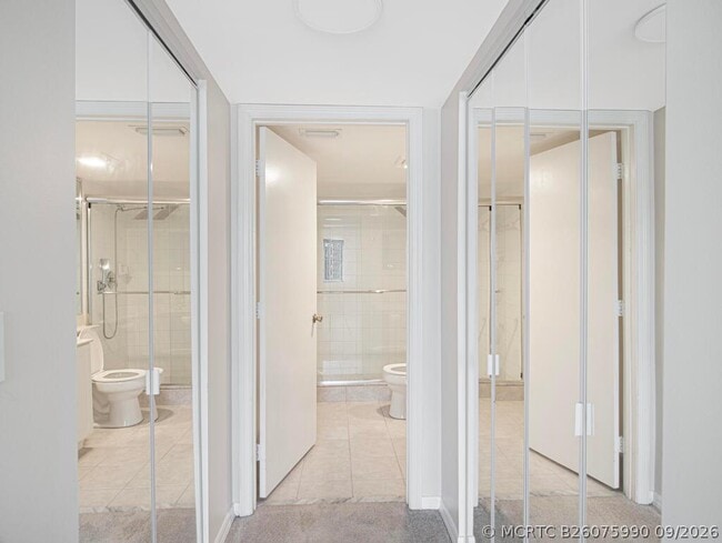 Building Photo - 500 Crestwood Ct N