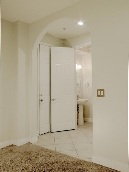 Building Photo - 124 Jesup Ln