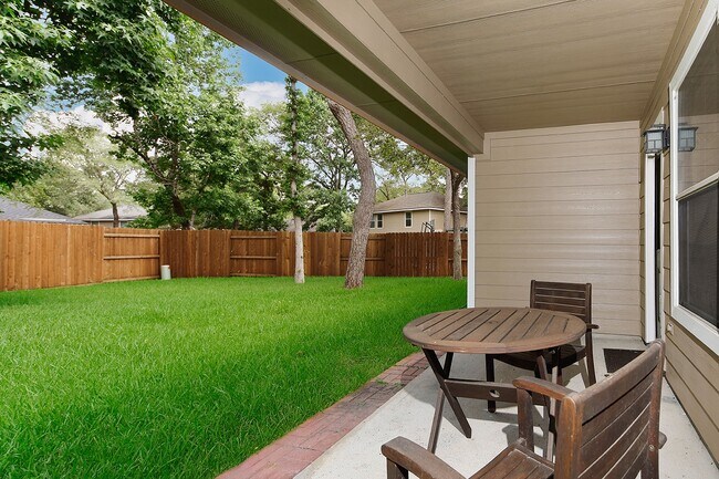 Building Photo - 139 S Vesper Bend Cir