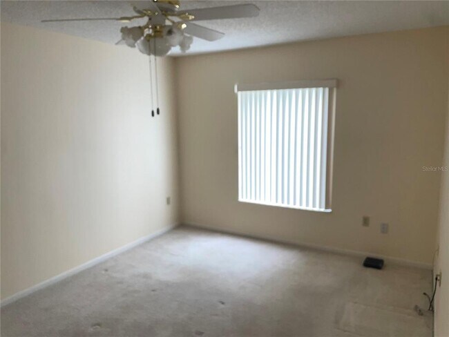Building Photo - 2642 Pine Ridge Way S