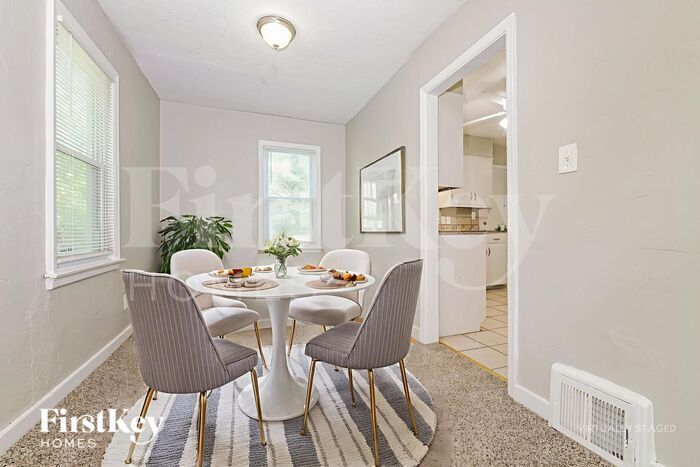 Building Photo - 8000 E 87th St