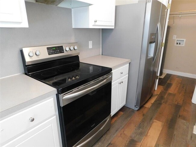 Building Photo - PRATTVILLE Home