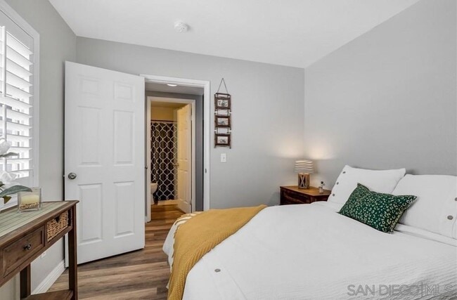 Building Photo - 1138 De Leon Dr