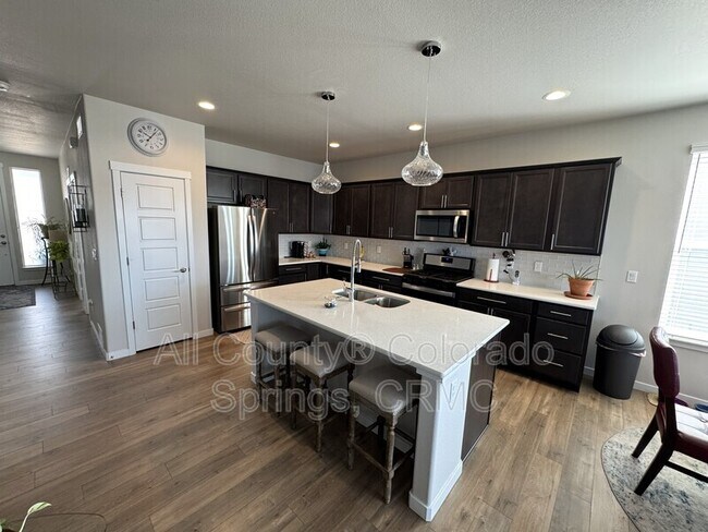Building Photo - 5755 Marlee Dr