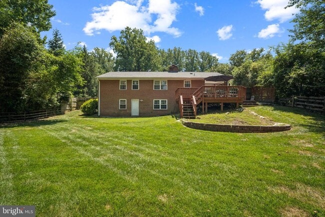 Building Photo - 7122 Catlett St