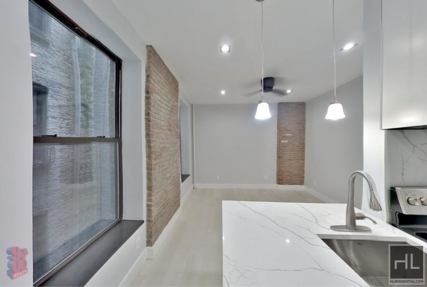 Primary Photo - East 18th Street