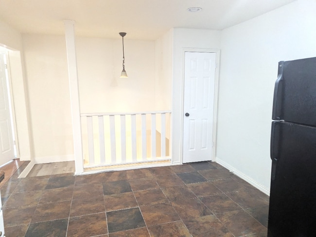Building Photo - 1099 W 1420 N
