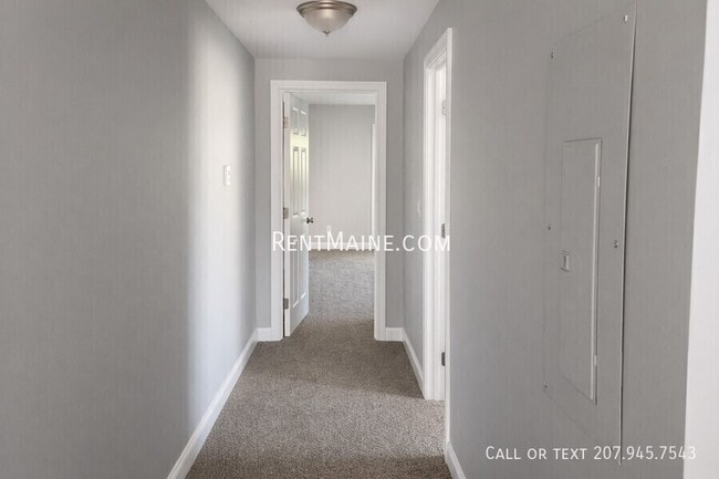 Building Photo - 221 Water St