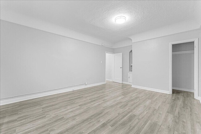 Building Photo - 118 N Westmoreland Ave