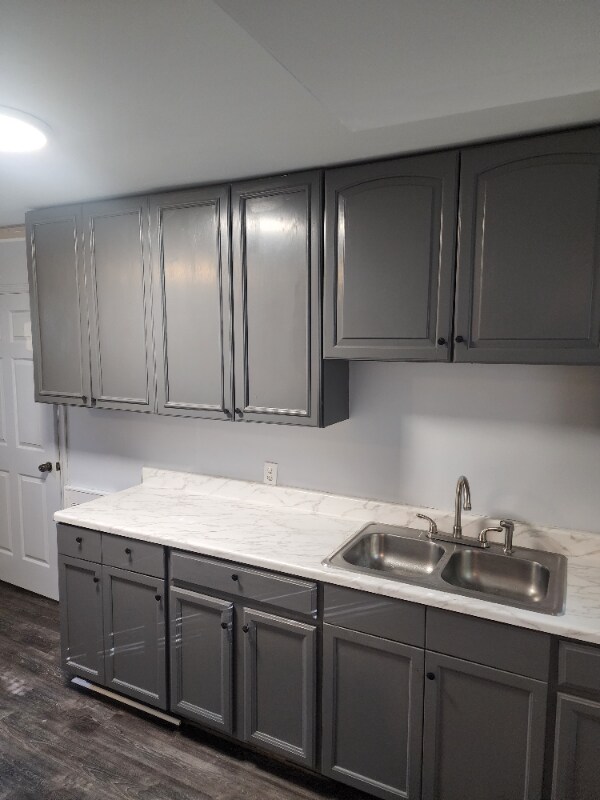 Building Photo - 44 Wayside Dr SW