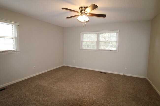 Building Photo - 50 Aubrey Cir