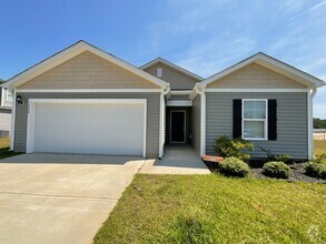 Building Photo - 3br 2ba w/ Community Pool