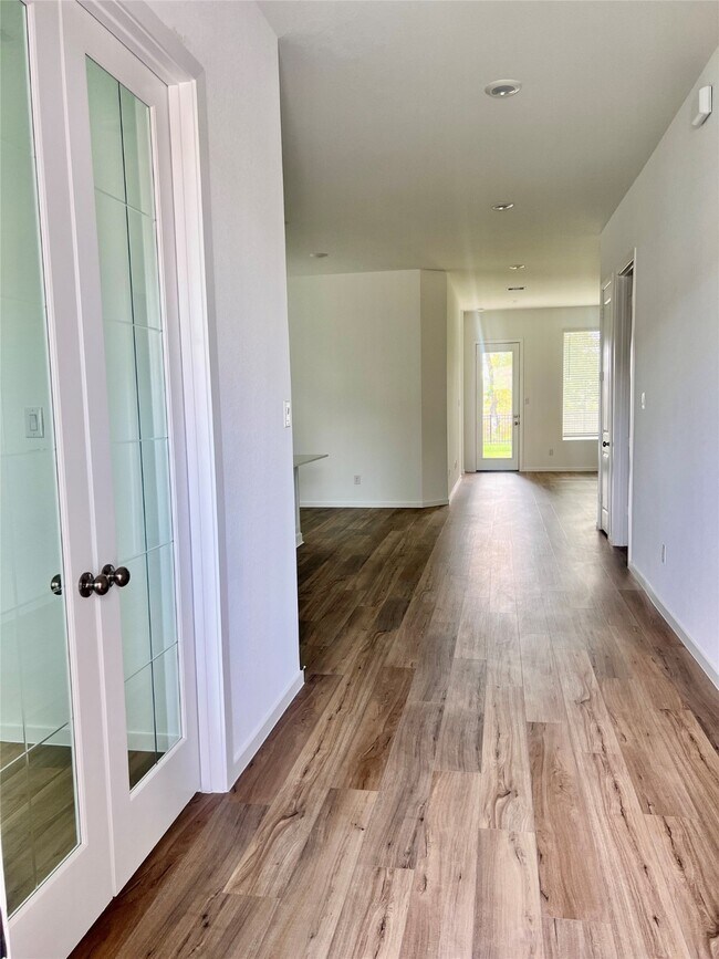 Building Photo - 8306 Boundary Waters Dr
