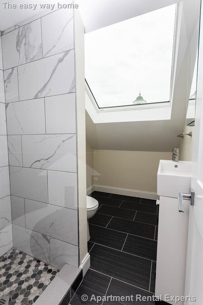 Building Photo - 478 Fulton St