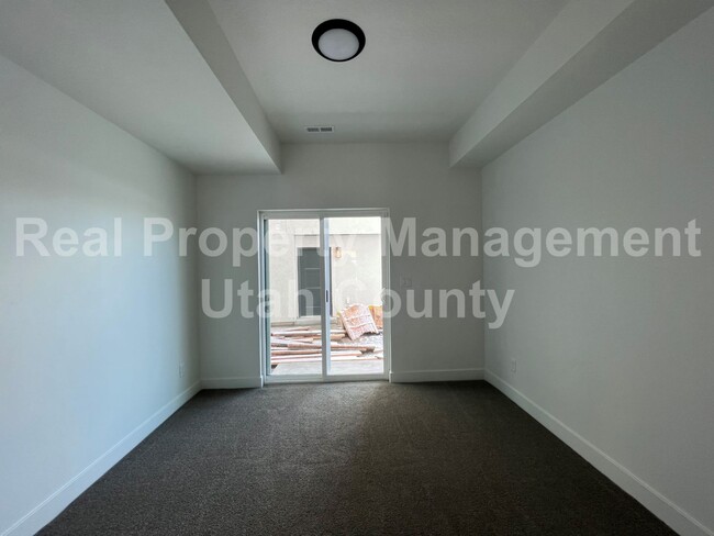 Building Photo - New AF Townhome