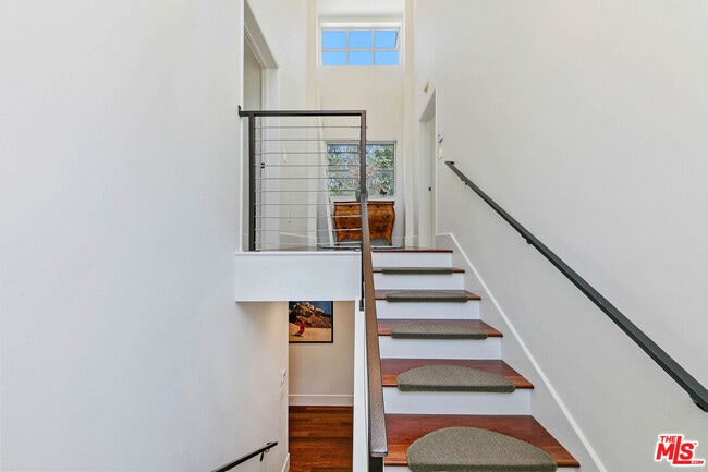 Building Photo - 6314 Sycamore Meadows Dr
