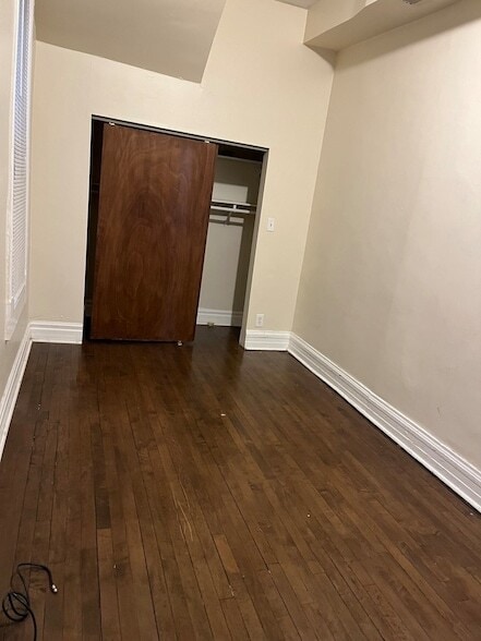 Building Photo - 1936 N Kimball Ave