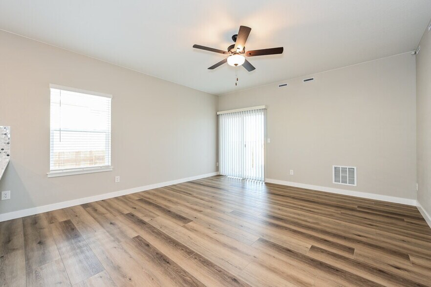 Building Photo - 9482 Yampa Ct