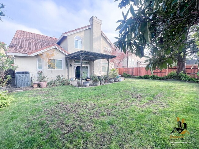 Building Photo - 8204 Eversley Ct