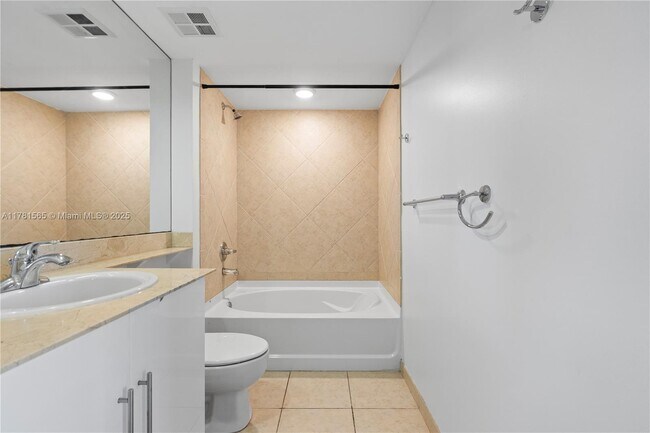Building Photo - 325 S Biscayne Blvd