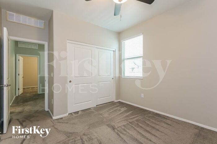 Building Photo - 14216 E Axle Dr