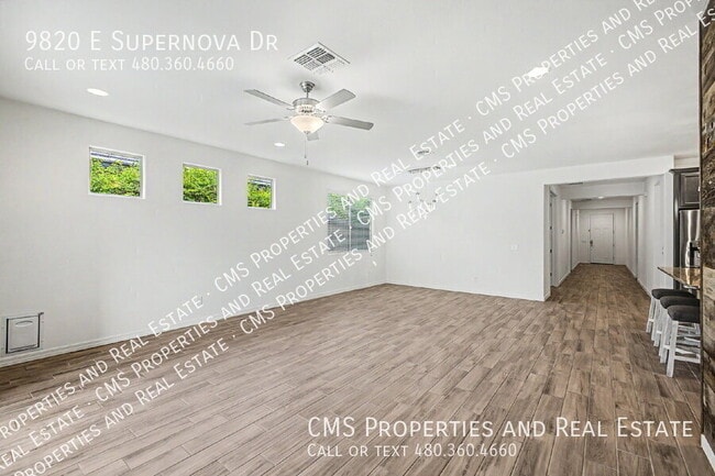 Building Photo - 9820 E Supernova Dr