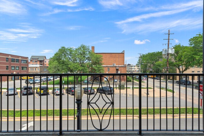 Building Photo - Washington Flats
