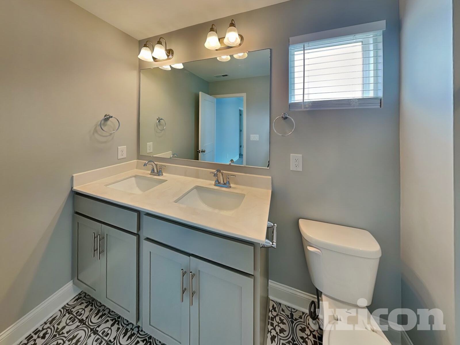 Building Photo - 311 Cloverbrook Way