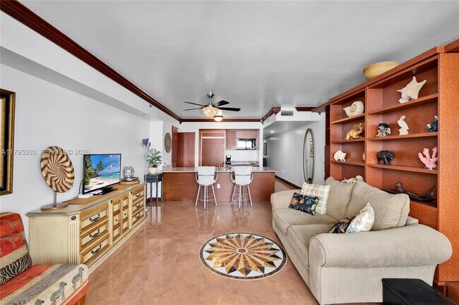 Building Photo - 1830 S Ocean Dr