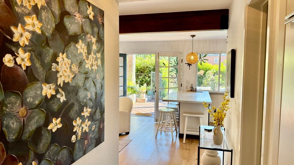 Building Photo - 106 Stanford Way