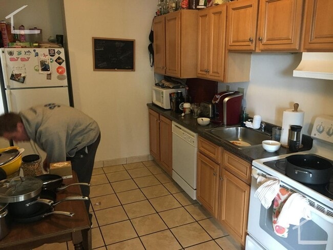 Building Photo - No Brokers Fee, Large Unit Steps from the T, Heat, Hot Water Included, Porch, Parking for Rent