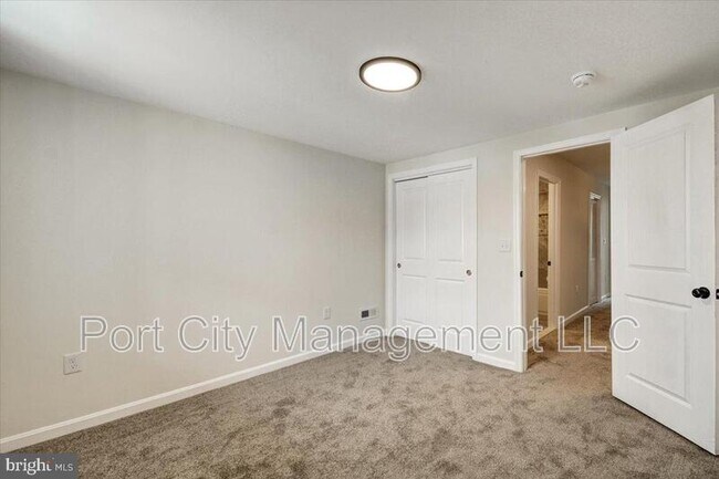 Building Photo - 217 N Belnord Ave