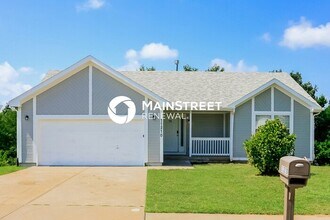 Building Photo - 4 Bedroom Pet-Friendly Home in KANSAS CITY, MO with Main Street Renewal