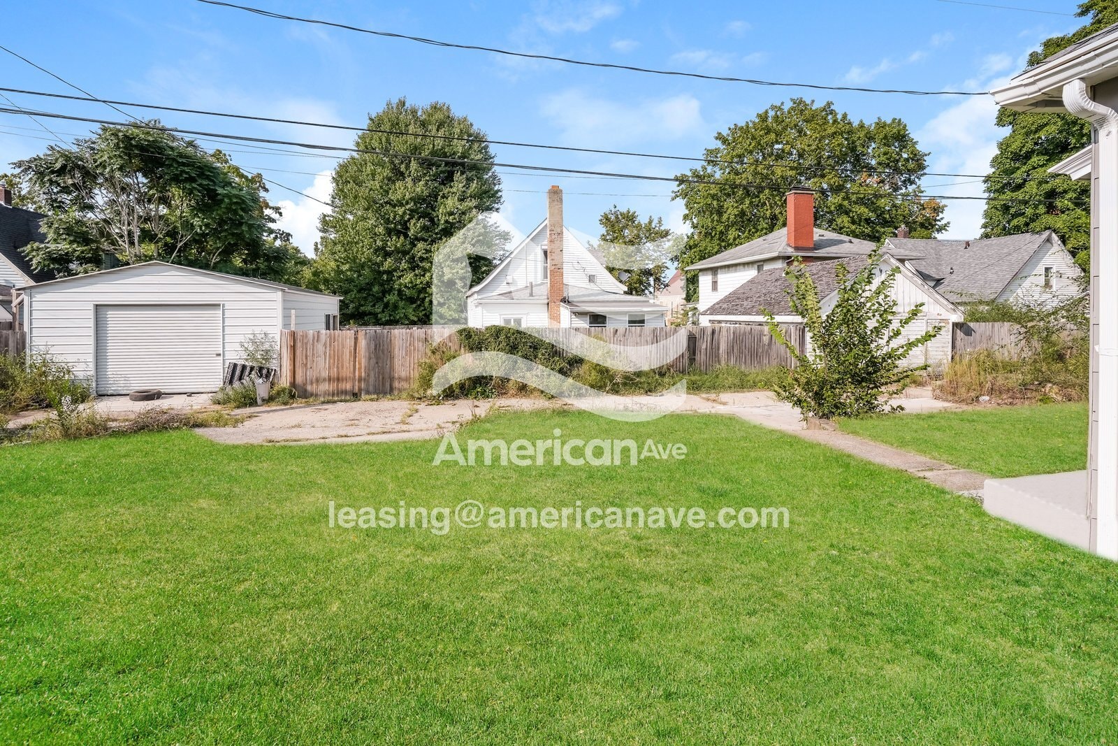 Building Photo - 919 E Calvert St