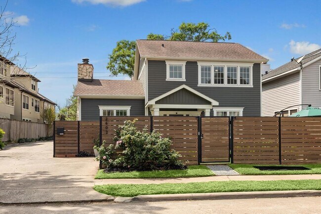 Building Photo - 2602 Nantucket Dr