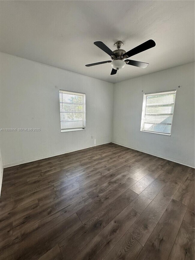 Building Photo - 1836 NW 33rd St