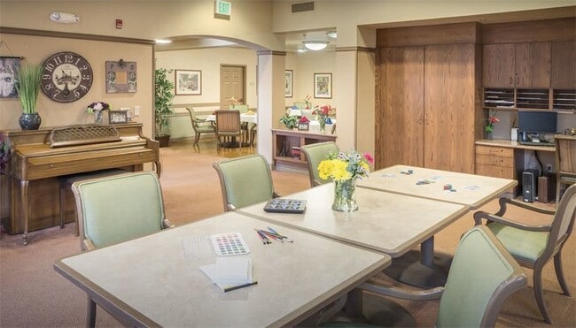 Building Photo - Rare opportunity to rent in the Eskaton Village in Placerville!