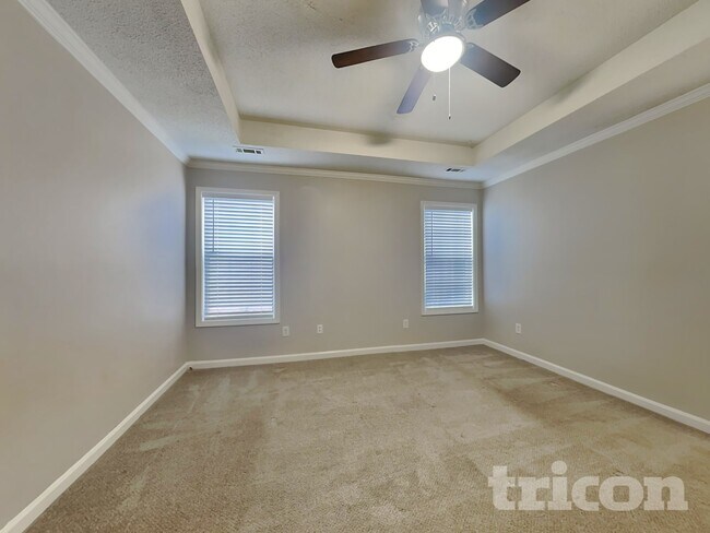 Building Photo - 10980 Thrasher Rd