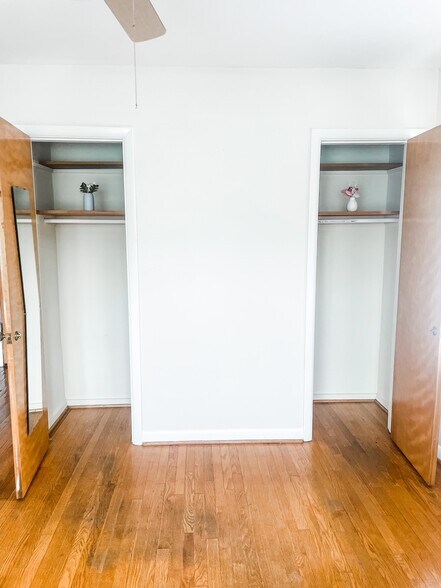 2 closets in primary bedroom - 8150 Whitburn Dr