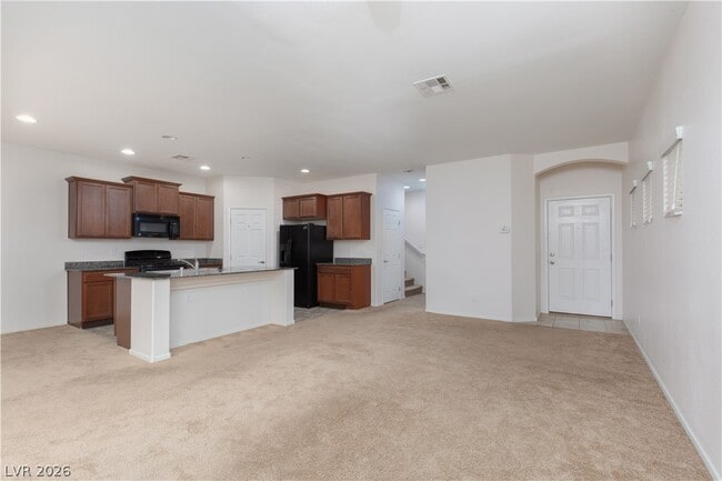 Building Photo - 2875 Rough Green St