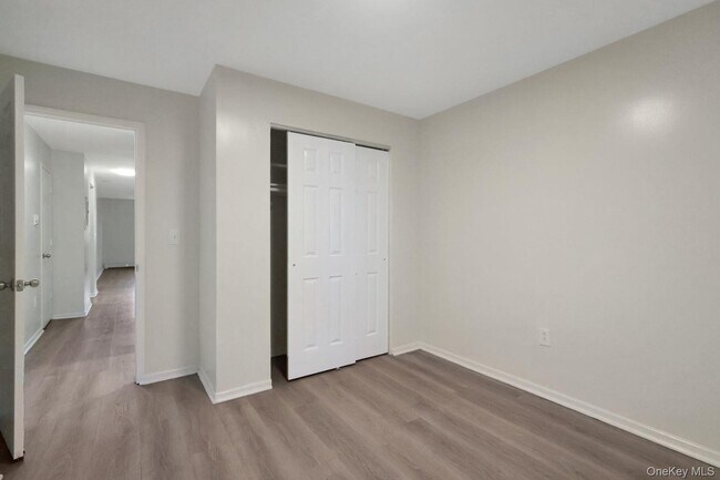 Building Photo - 1051 Cauldwell Ave