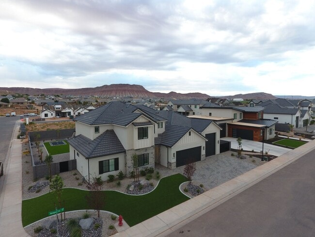 Building Photo - 5 Bedroom Home In Washington Fields