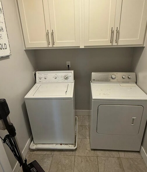 Building Photo - 12 N 450 W