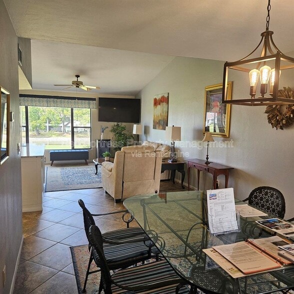 Building Photo - 5710 Trailwinds Dr