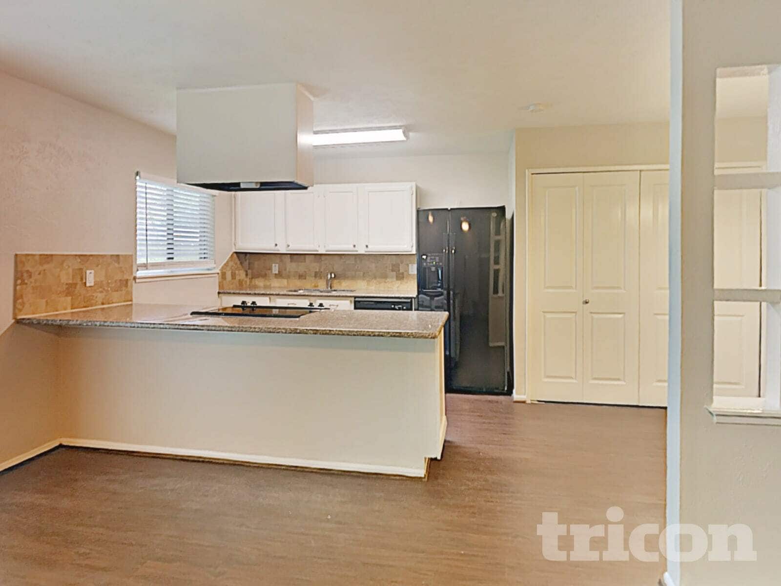 Building Photo - 2655 Lark