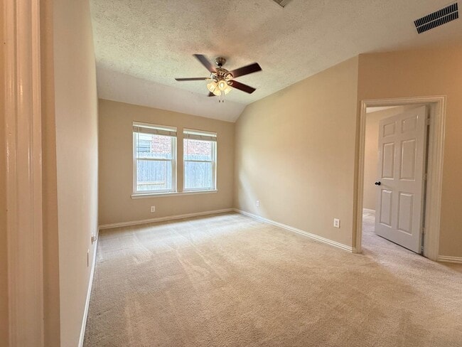 Building Photo - 23202 Prairie Lily Ln