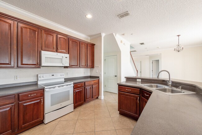 Building Photo - 14644 Cableshire Way